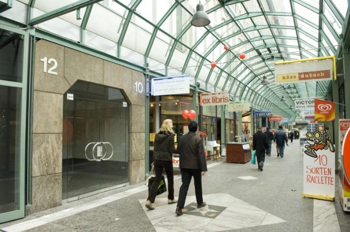 Neustadt Passage Zug